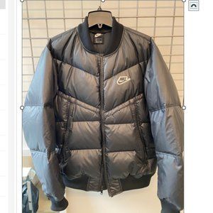 Nike Mens Puffer